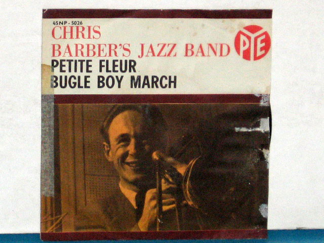 PETITE FLEUR / BUGLE BOY MARCH - 7"